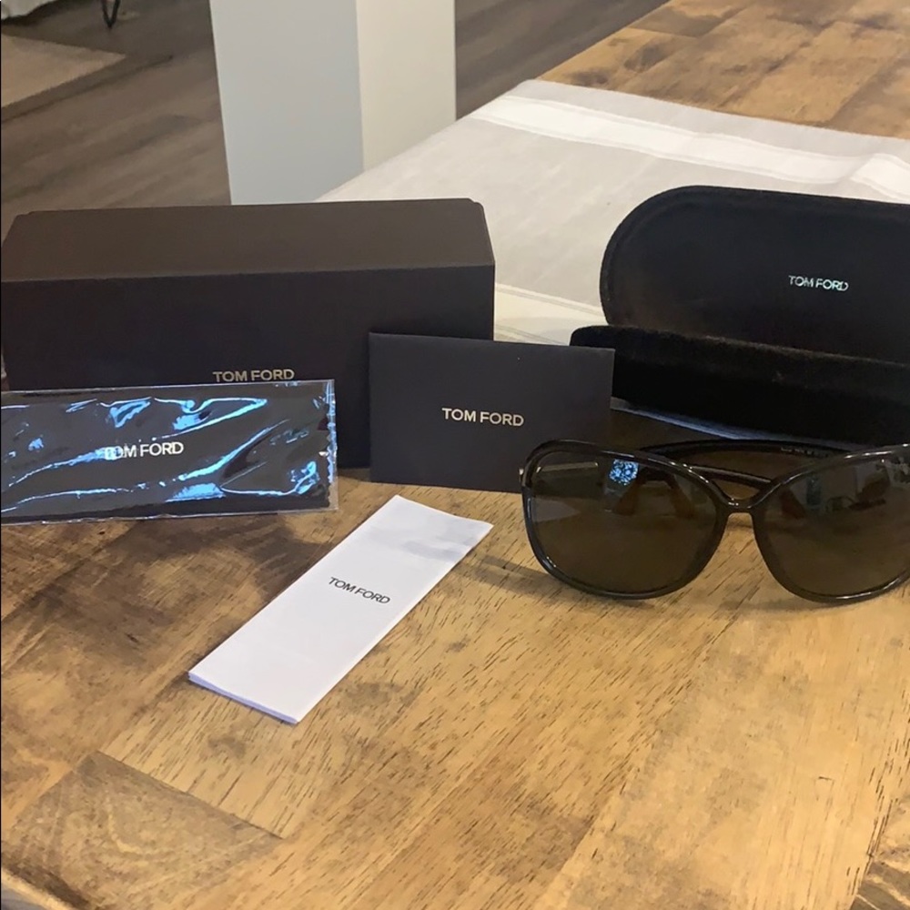 Tom Ford Raquel Sunglasses Brown